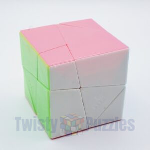 Fish shaped Skewb